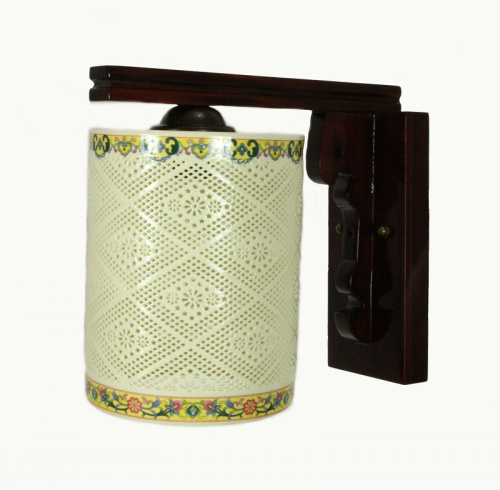 LVK 6071-1W red wood бра L16W29 H25 1хЕ27х60W LVK 6071-1W red wood бра L16W29 H25 1хЕ27х60W